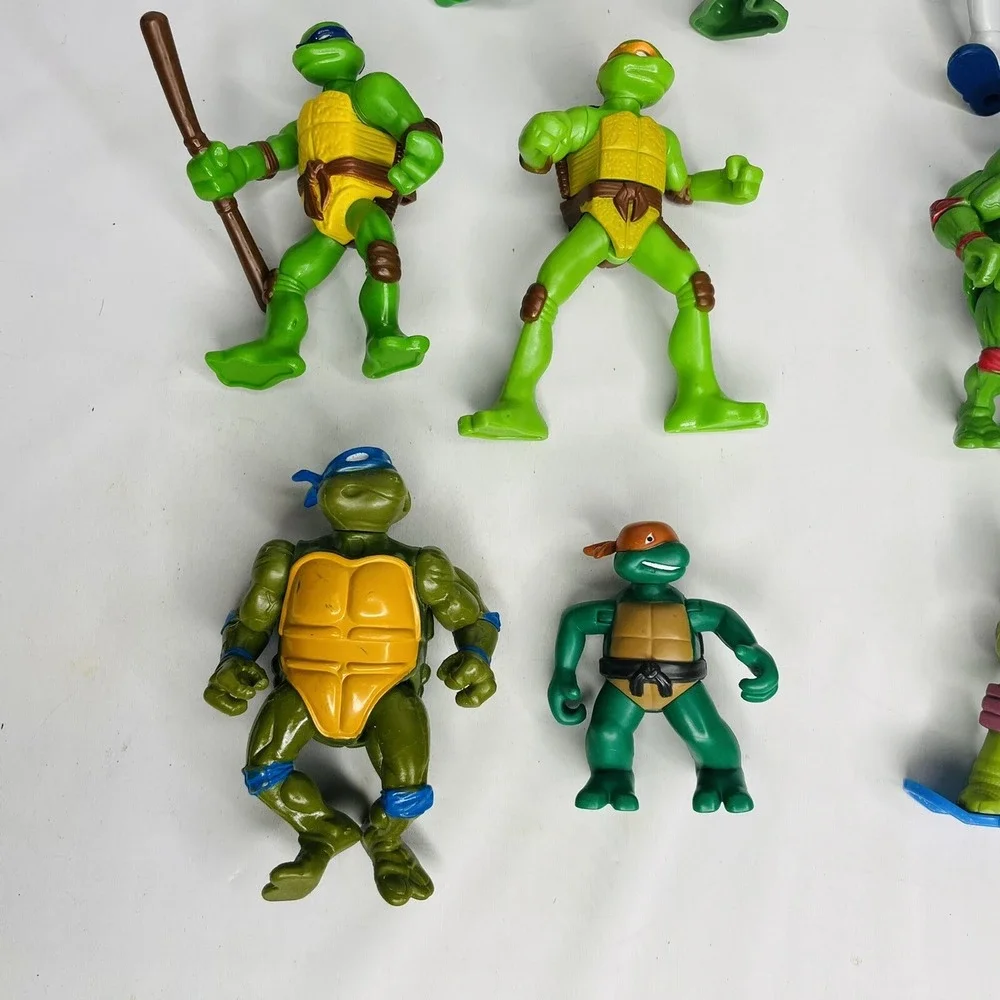 Teenage Mutant‎ Ninja Turtles Action Figure Lot of 12